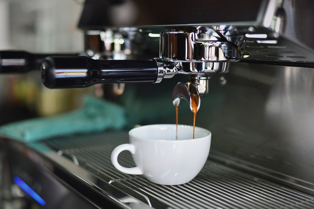 コーヒーメーカーお手入れが楽で簡単自動洗浄がおすすめ！パナソニック・デロンギ